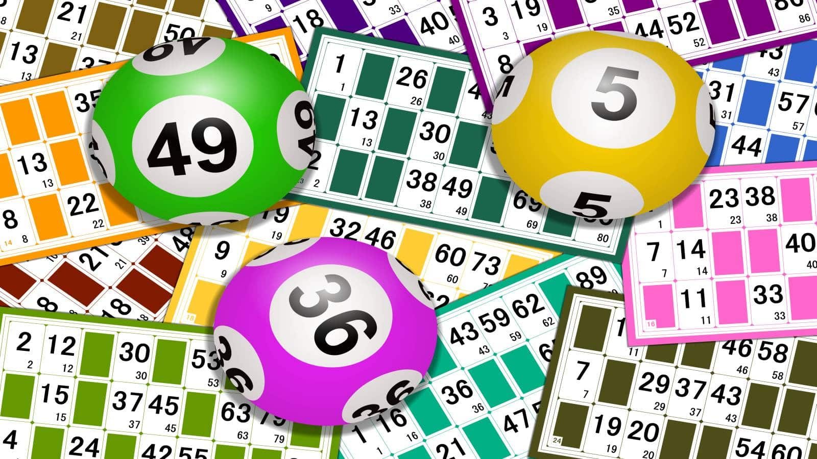A pile of lottery cards and balls